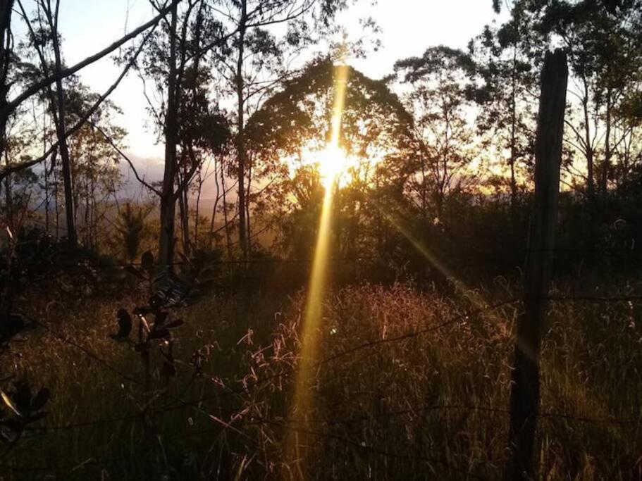 Chale Aconchegante Em Estancia Climatica Santo Antonio do Leite Luaran gambar